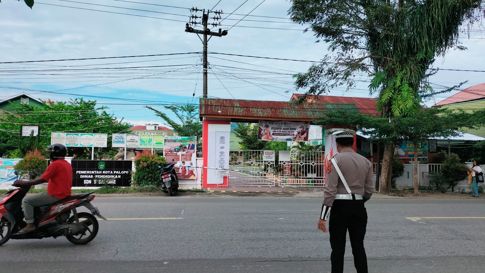 Waspada Truck Over Load, Sat Lantas Polres Palopo Sosialisasi kepengendara