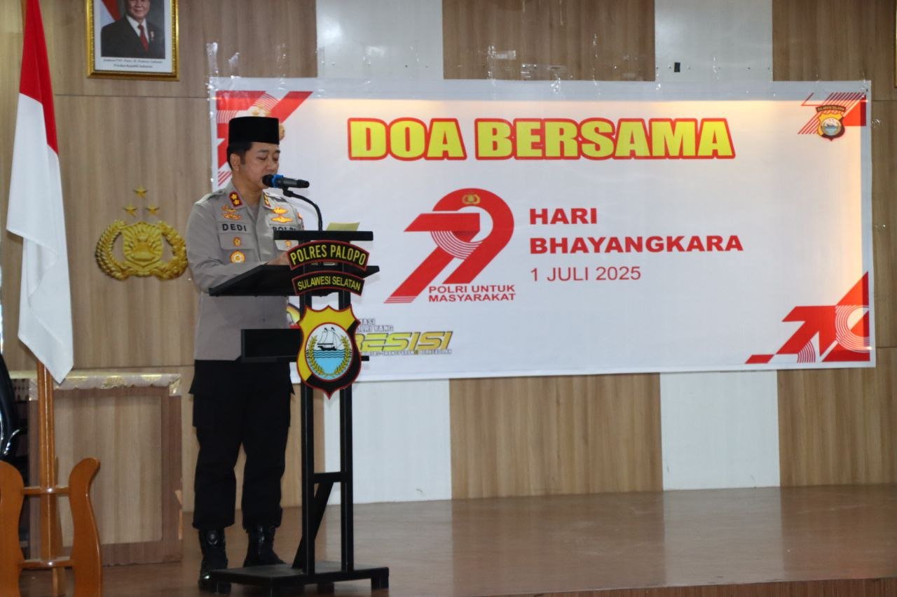 Kapolres Palopo Pimpin Doa bersama dalam rangka HUT Bhayangkara 79 di Polres Palopo