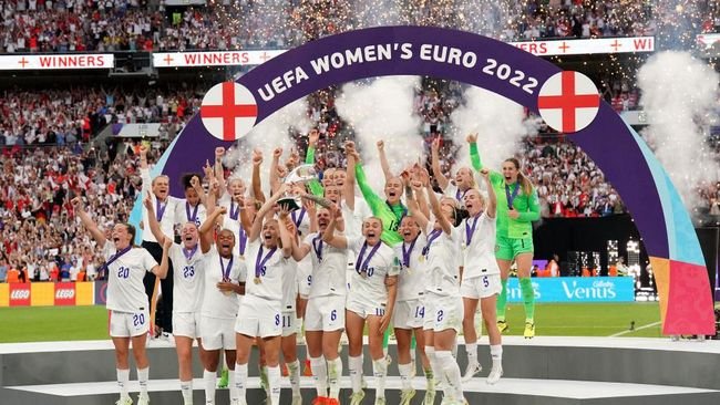 Takjub, Timnas Inggris pertahankan gelar juara Euro Wanita melalui adu penalti